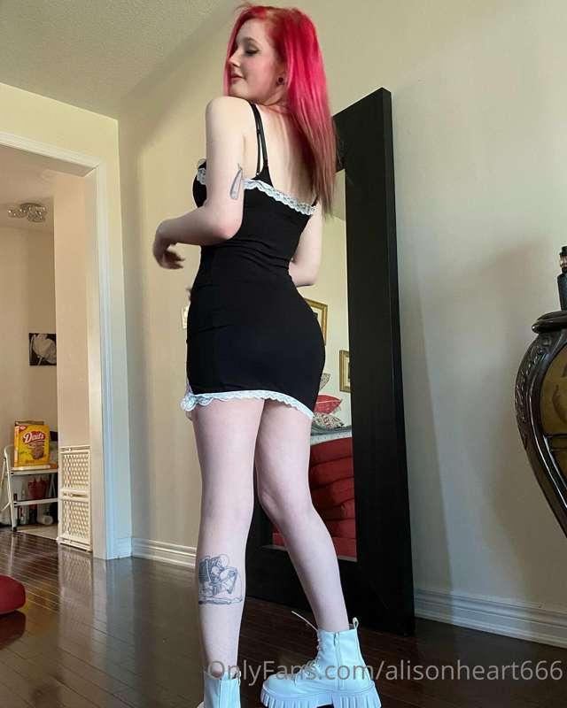 Wanna see what I look like without the dress😉