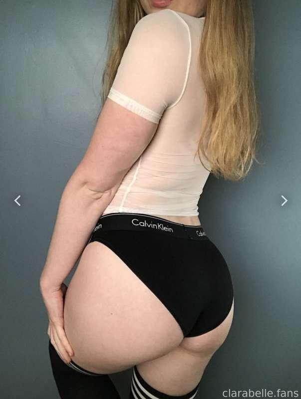 Happy Hump day!! 🍑🍑🍑 #fyp #panties #assworship #booty #bigass #pawg #gonewild #workout #phat #petite #fit #natural