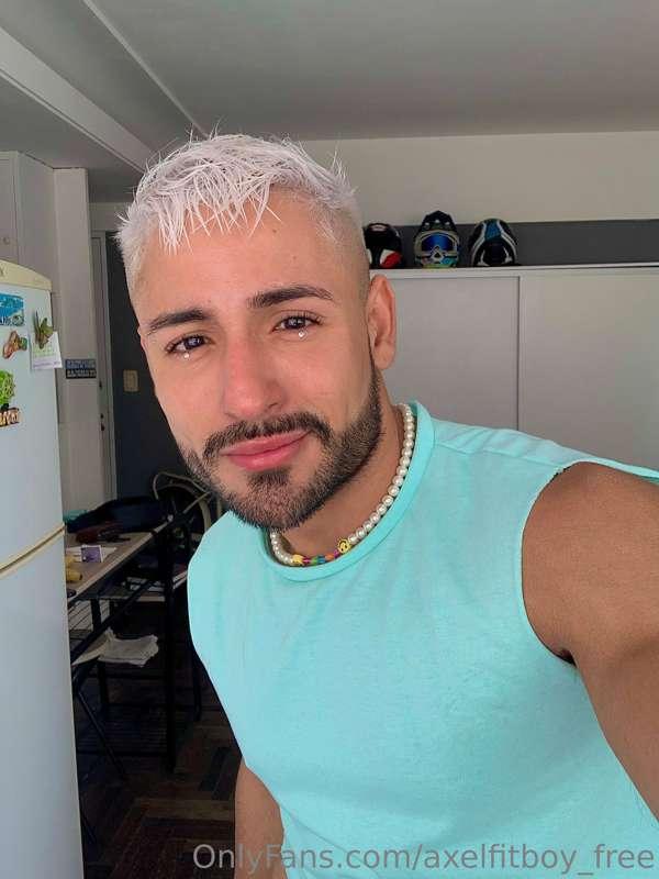 New look!! 
if you like it, do not forget to leave your like..