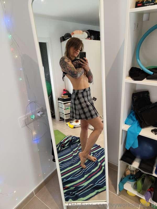 Happy Thursday! And don't forget to join me for tomorrow's s..