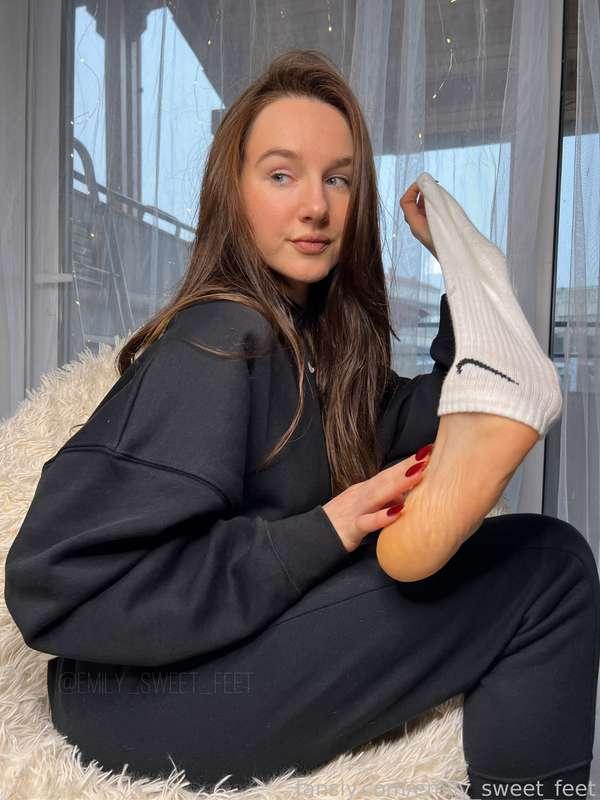 emily_sweet_feet image #7