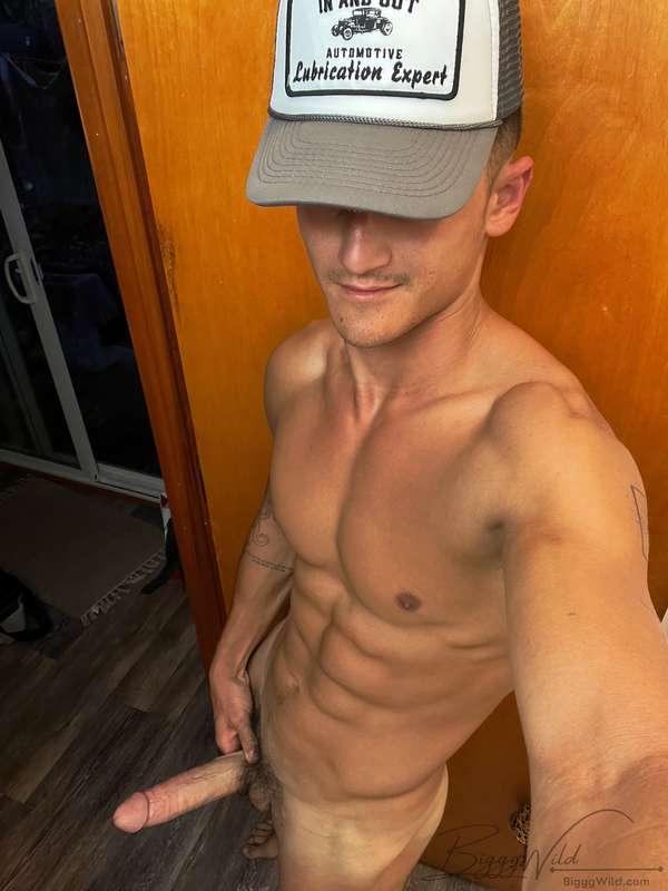 Last couple of pics I took in my Halloween costume(if you ca..
