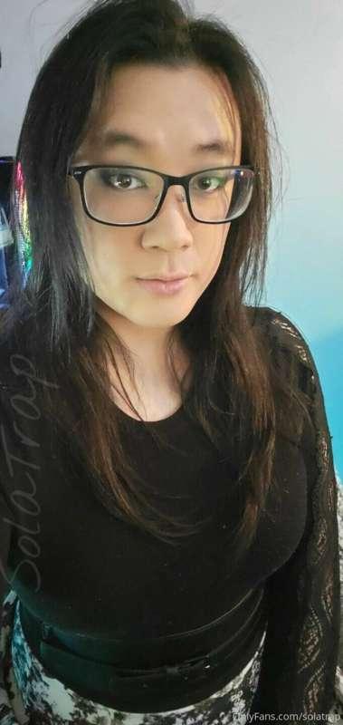 Kiss my face, squeeze my butt, and suck my dick 😜