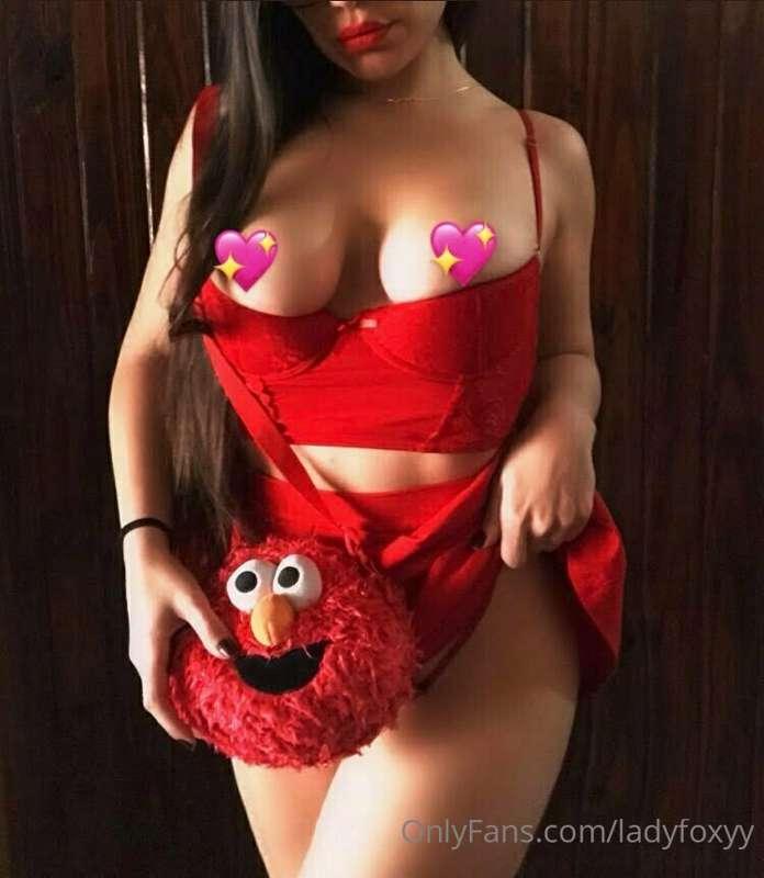 Hi daddy ❤️ I’m @victoriadelucaok 🥰    
Would you like to be..