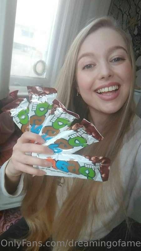 My bestie sent me my favourite chocolate because I've been h..