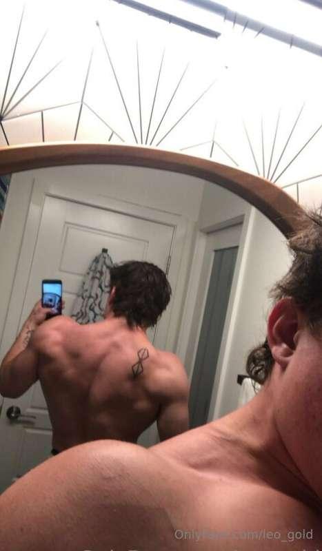 mirror pic