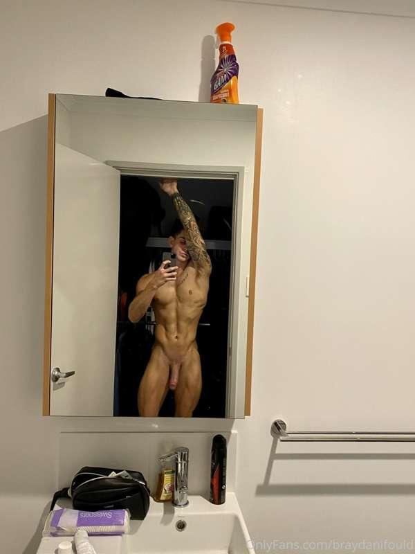 Little mirror 😝