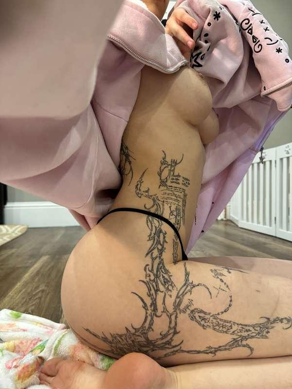 rosalinedawn image #1