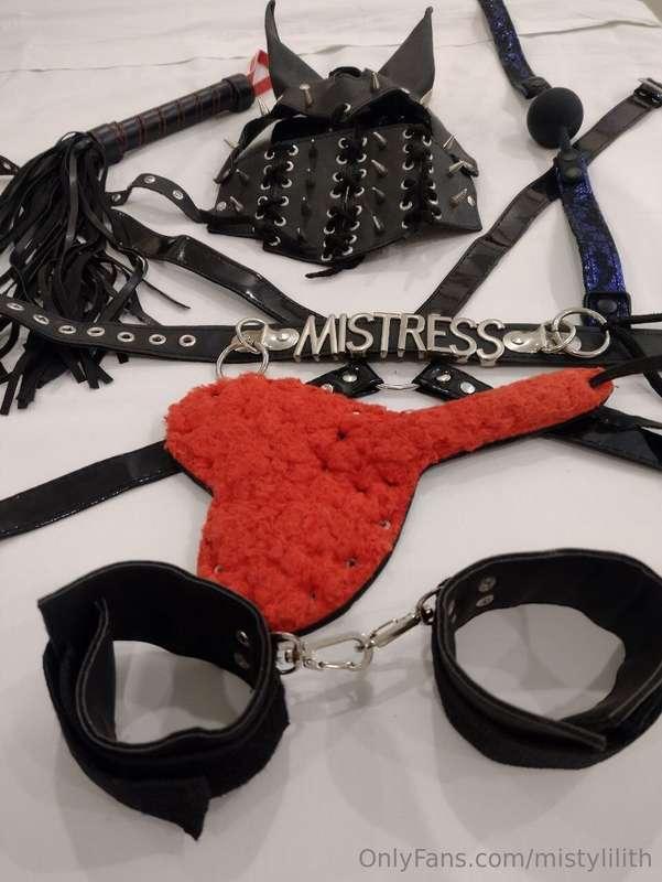 READY TO SLAY 1 K MORE PETS. SELECT YOUR POISON AND SUBMIT.W..