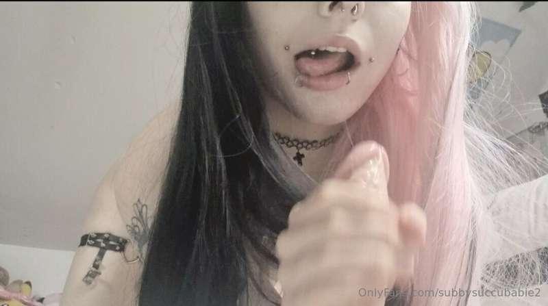 subbysuccubabie2 image #0