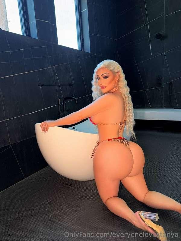 Imagine me on all fours, begging for you to fill my ass. Now..