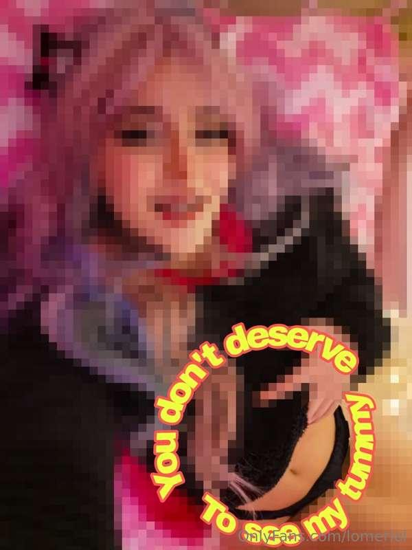 Random selfies you are not allowed to see without censored! 