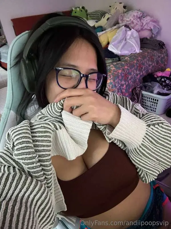 just filmed a new spicy gaming vid :p
