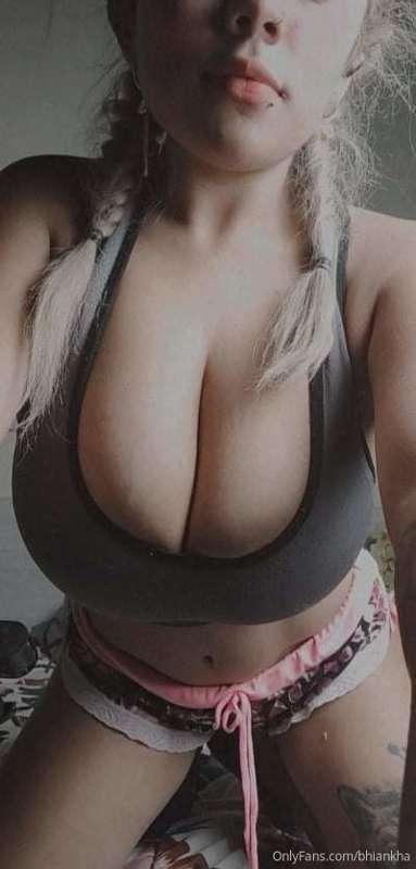 Slap me 🤤