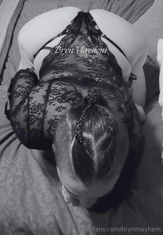 I am a dirty Goth cumslut, my mouth waters at the thought of..