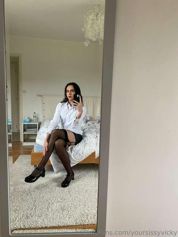 yoursissyvicky image #2