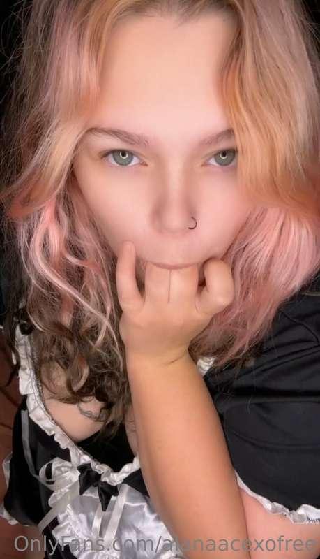 You know this pussy tastes good, cum see for yourself 🤤💖