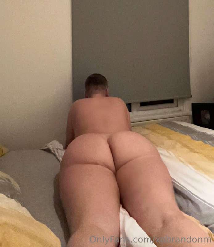 Would you cum over my ass? 🍑