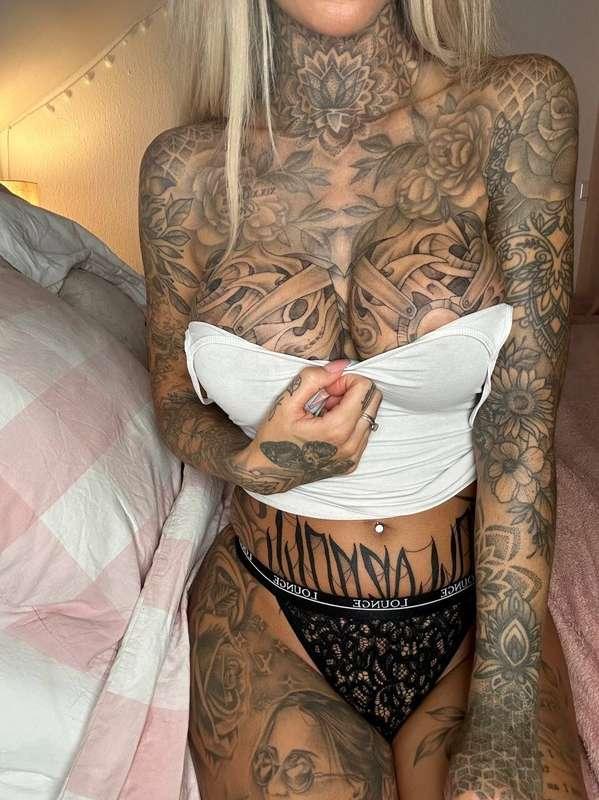 Silicon and tattoos - your dream, right? 