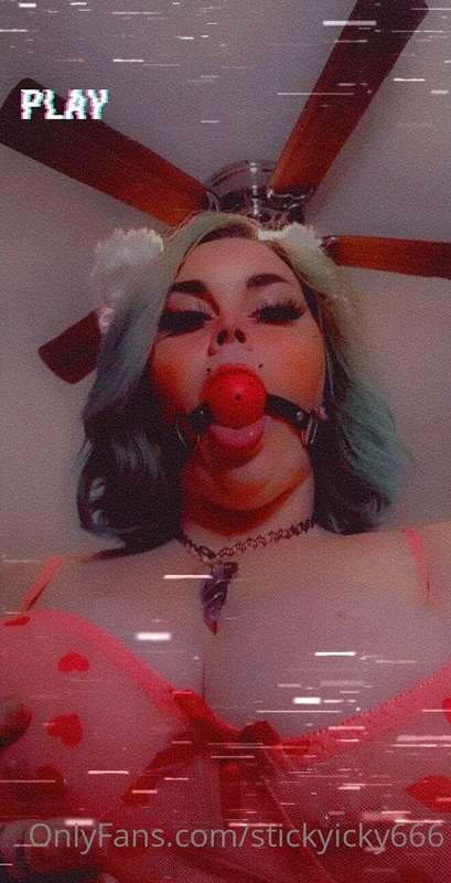 My pussy is wet and my curves are dangerous. Keep an eye out..