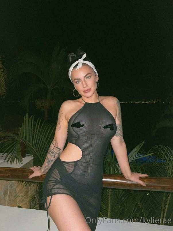 SWIPE for uncensored completely see though nips🙈👀 ...thank m..