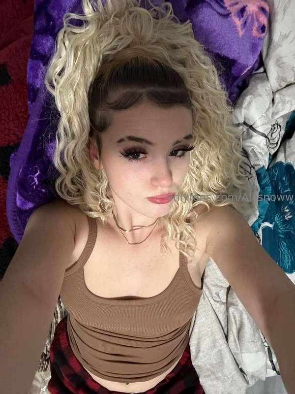 Onlyfans saw these first 😊