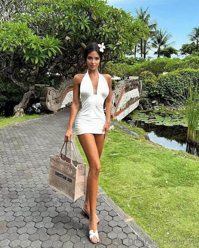 Will you go on a trip with me?🌊🏝️🥥❤️