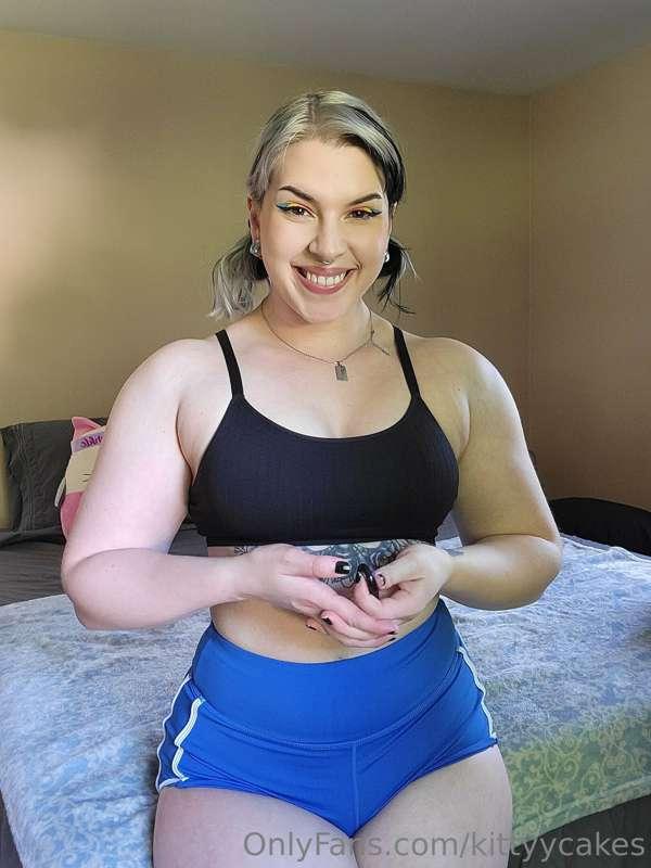 Should I wear this to the gym? 😏