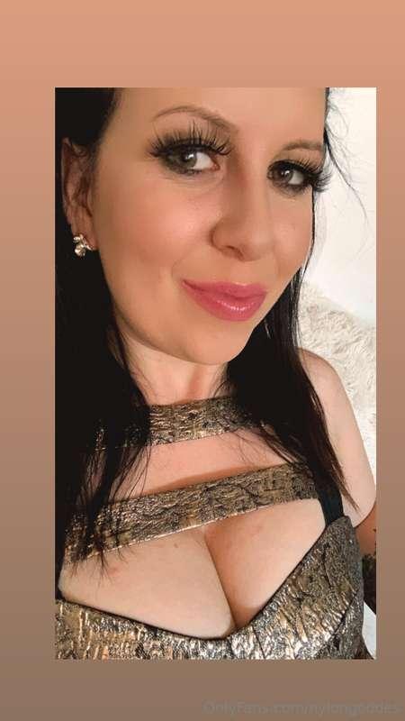 nylongoddes image #1