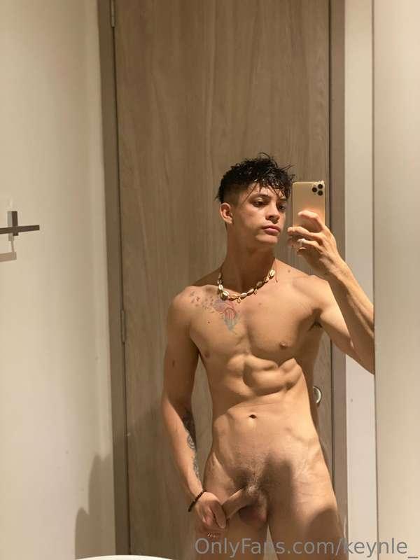 where do you want to kiss me? 😏🤤