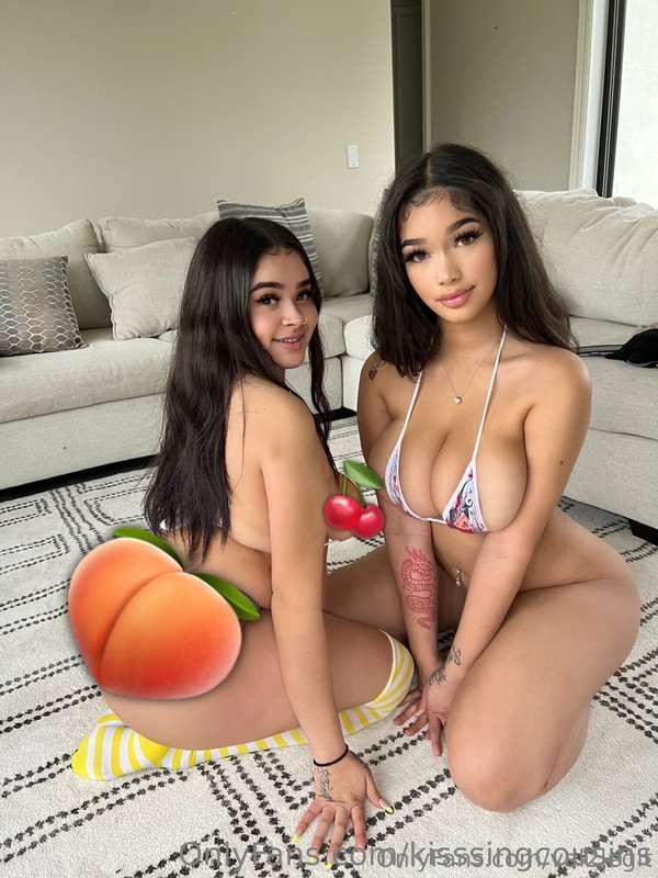 ### NIPPLES PUSSY AND ASS G/G 😻 Showing it to you all in one..