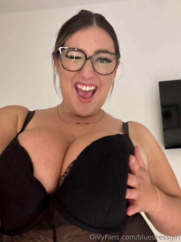 Suns out, tongues out 😛