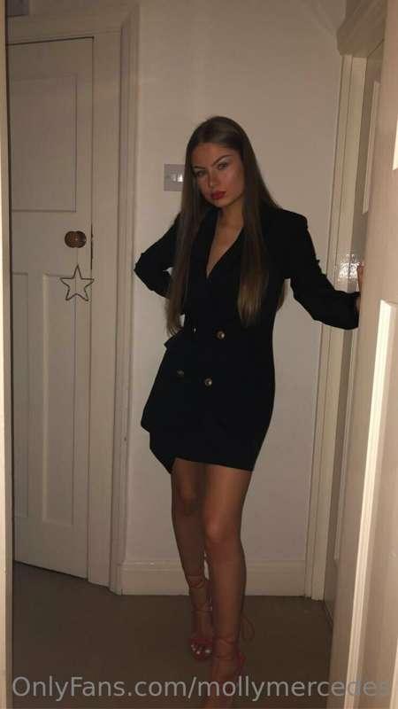 I can dress up too 🙈😘