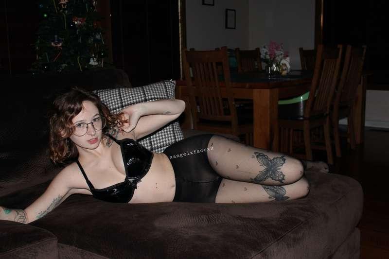 come lay with me