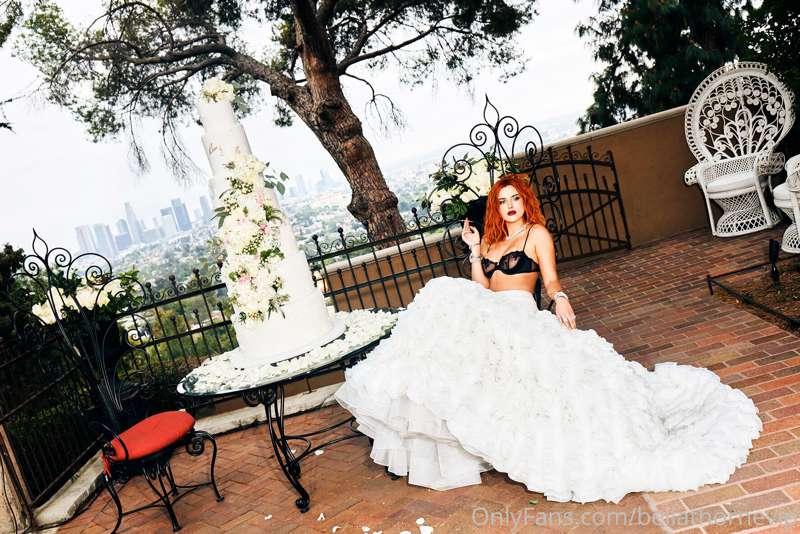 I’d marry someone funnier than me , but who is ? 🤪