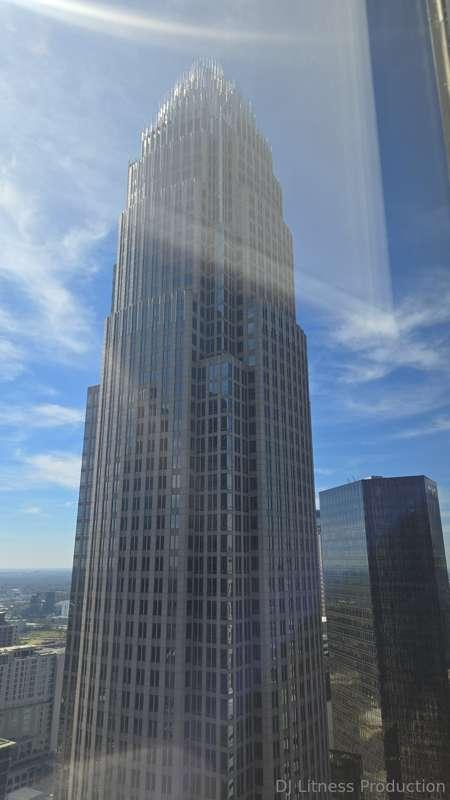 This was so cool. Shots out the window from the 30th floor. ..