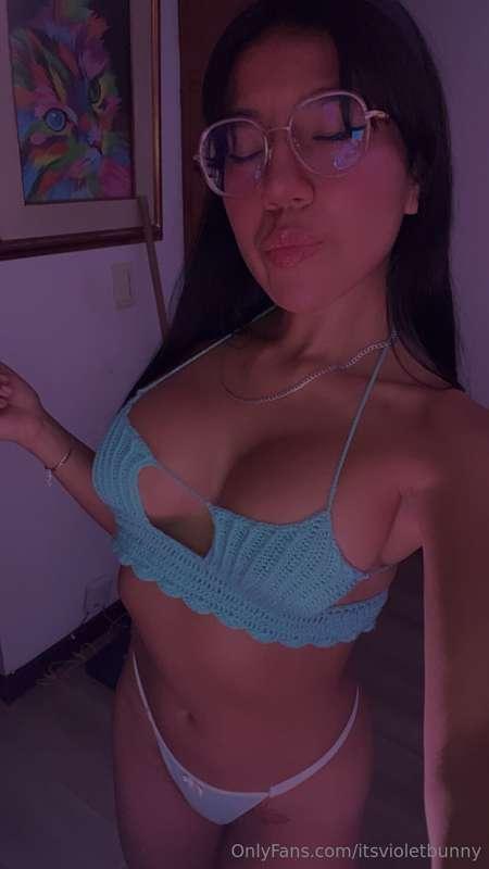 do you like girls with glasses? 