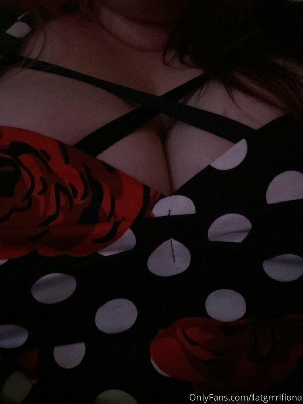 Too much cleavage?