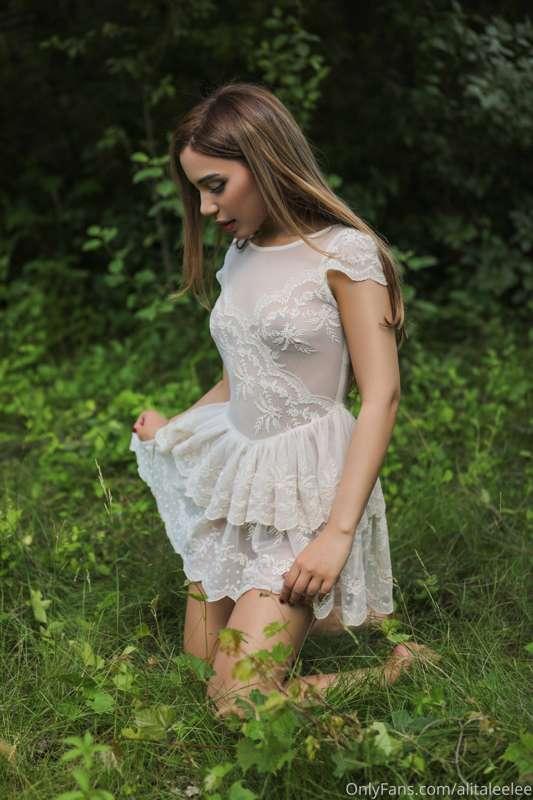 alitaleelee image #3