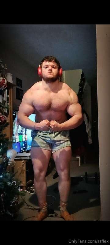 WHO IS GOING TO FEED THIS MUTANT I WILL FUCKING DOMINATE YOU..