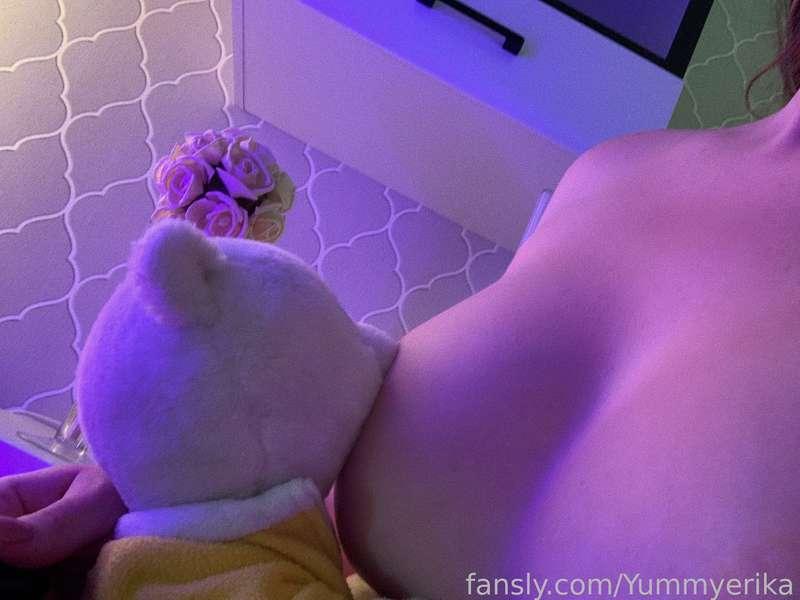 yummy_erika image #6