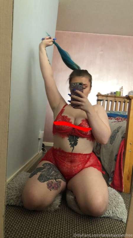 https://onlyfans.com/kushino420 
@kushino420 😍😍