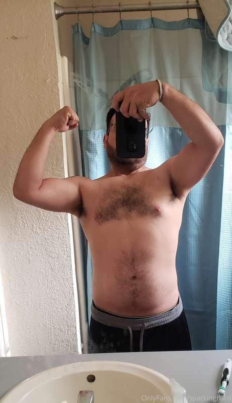 Still working on my summer bod, slowly but surely im goin to..