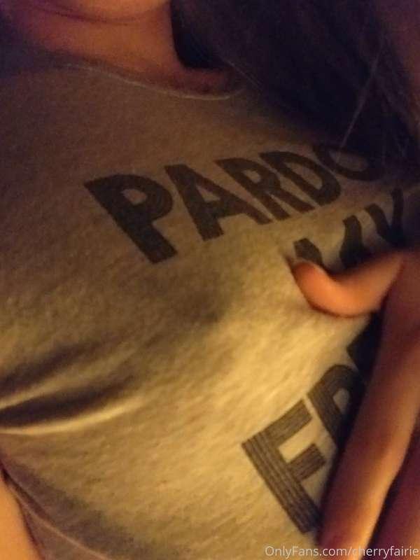 Getting ready for bed here, do you like my pajamas?? Can you..