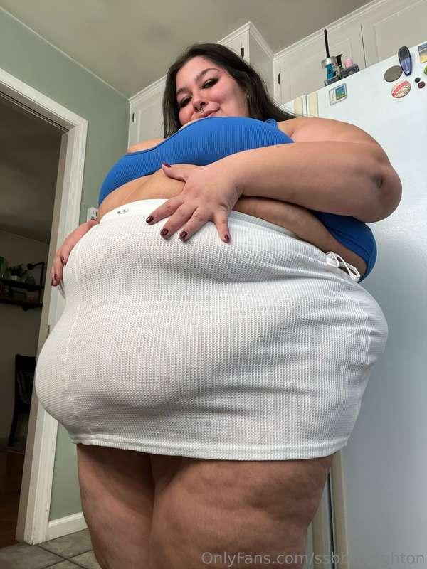 ssbbwleighton image #2