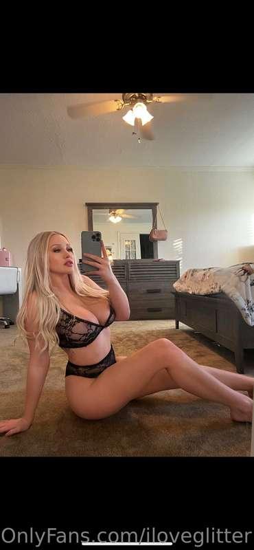 OF gets the better version of this pic😉