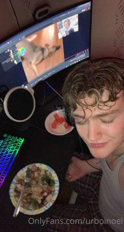 Eating breakfast and watching YouTube, who wants to come get..