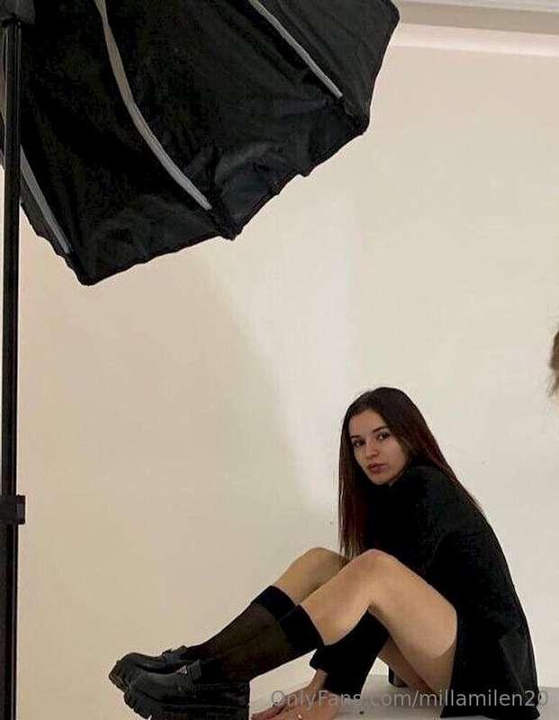 @leacherieMy fetish will make YOU crazy! You’re one click aw..