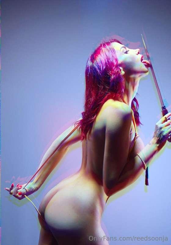 Daha nude video ve fotoğraf çekimleri için sana attığım mesa..