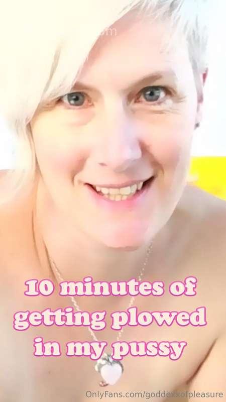 Ten minutes of me getting plowed in my pussy by a rock-hard ..